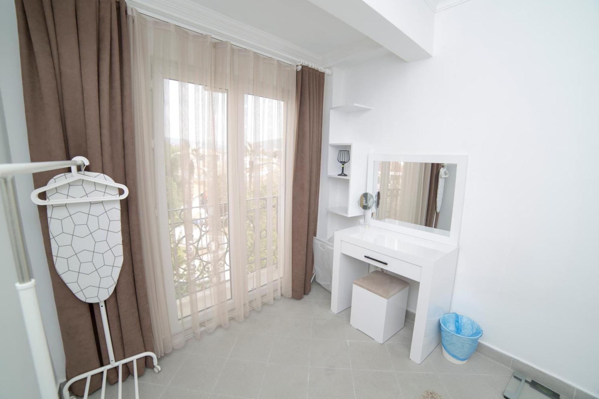 Mai Rooms By Downtown Фетхие Экстерьер фото